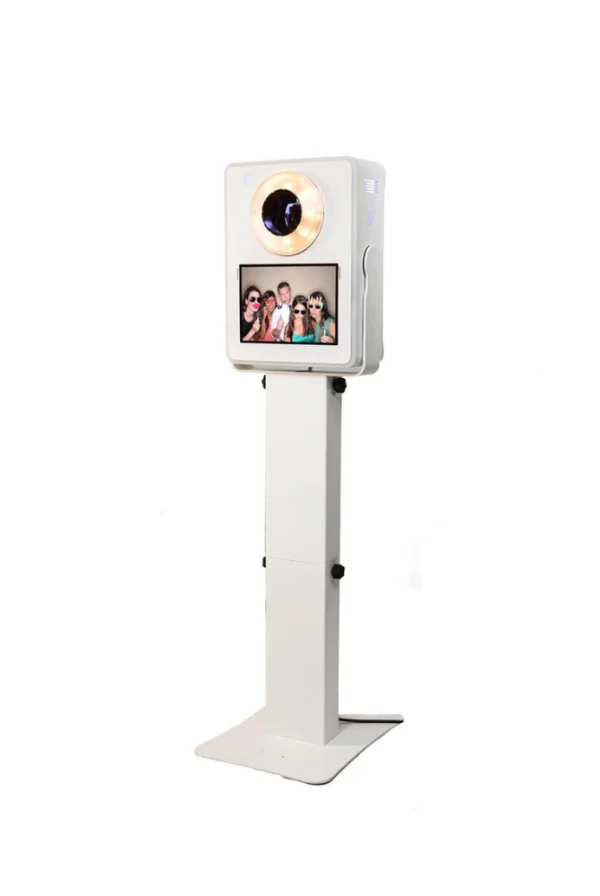 Layanan Photo Booth UNLIMITED CETAK 4 Jam  (Rp. 3.900.000)